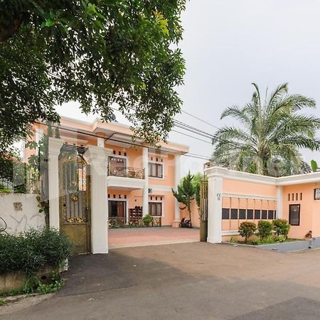 Pondok Cimanggu Syariah Mitra Reddoorz Bogor Exterior foto